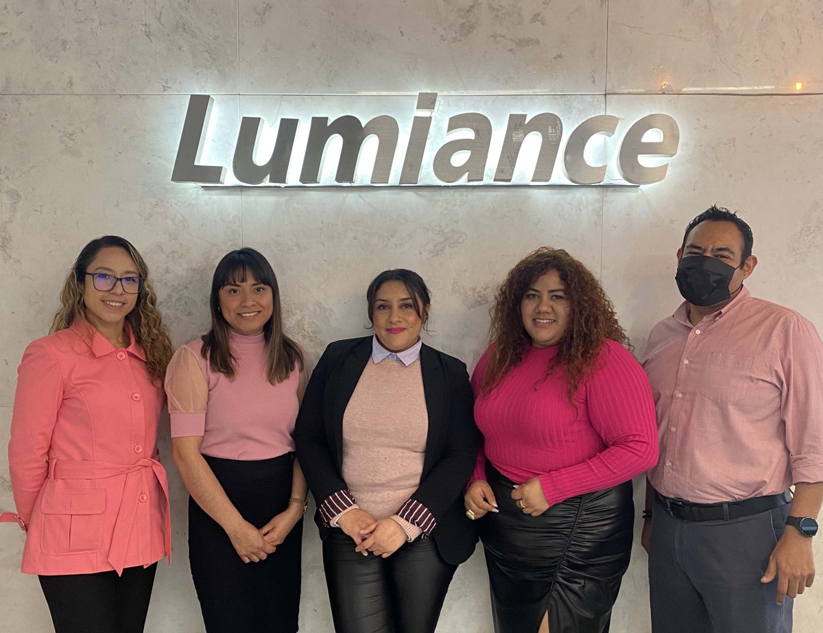 LumianceMexico's tweet photo. 10 de Octubre se conmemora el Día Internacional de lucha contra el Cáncer de mama. El objetivo es sensibilizar a la población con un mensaje clave: la importancia de la detección oportuna.
#vistederosa #19deoctubre #cancerdemama #lumiance #WeAreLightingLeaders #lightyourworld https://t.co/WQEG9KpFaf