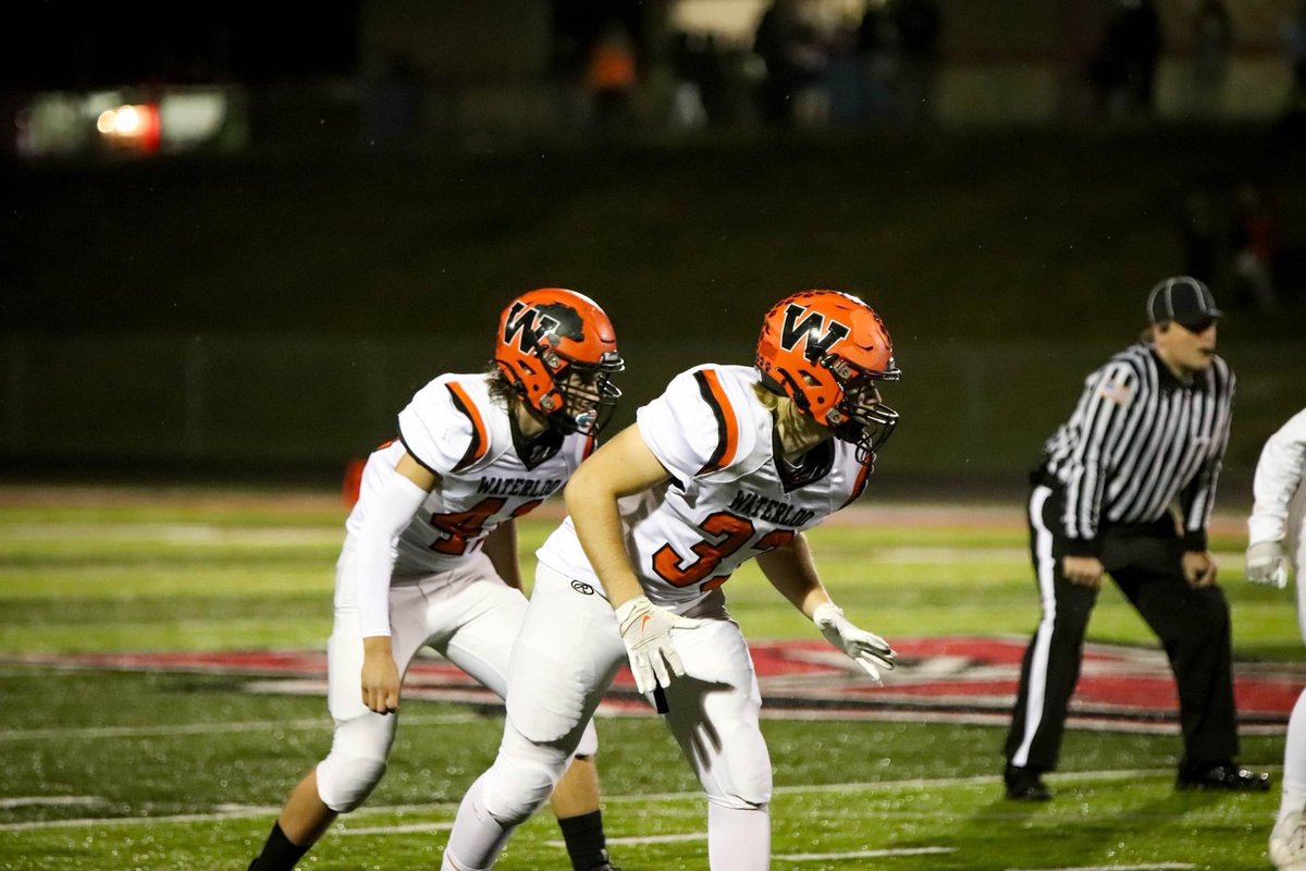 33 is a #JunkyardDawg for life. Max has worked his tail off in the four years I’ve been fortunate enough to know him. A 4.0 student with work ethic second to none. Friendliest kid you’ll ever meet. Captain. Wash U bound in the fall. Thanks for everything <a href="/iammaxmitchell/">Maxwell Mitchell</a>