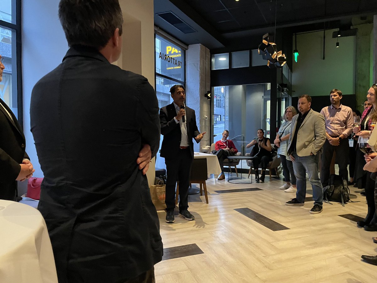 CGCanSF's tweet photo. C’était un honneur de soutenir la réception Kanata Day à #SOCAP22 en l'honneur des entrepreneurs autochtones. Merci à nos partenaires @theSVX &amp; @Raven_Capital, aux conférenciers de @OneFeatherApp, @animikii &amp; @VirtualGurus &amp; à tous ceux qui étaient présents https://t.co/GhlLrfNg1g