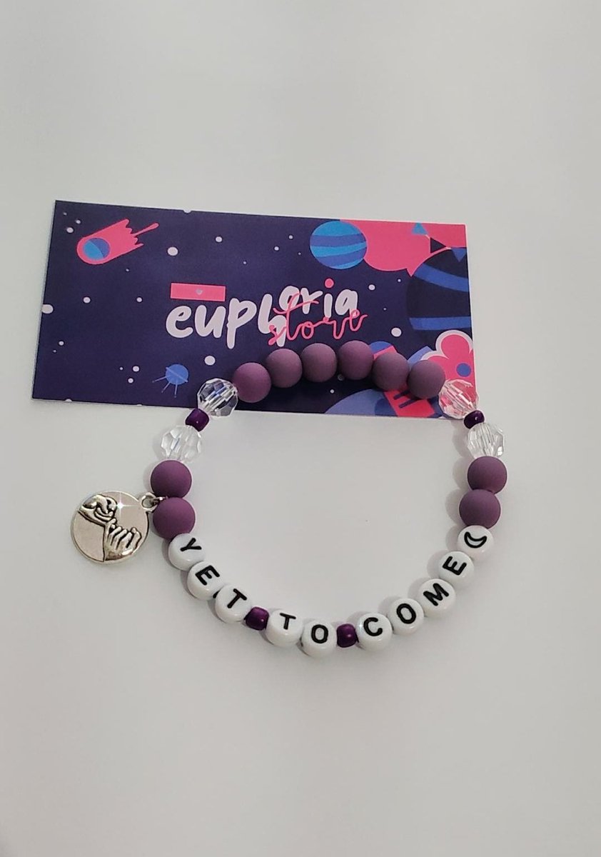 Boa Noite pessoal, estamos de volta mais uma vez com as produções das Pulseiras Purple do BTS 💜
Pedidos personalizados sendo produzidos 💜