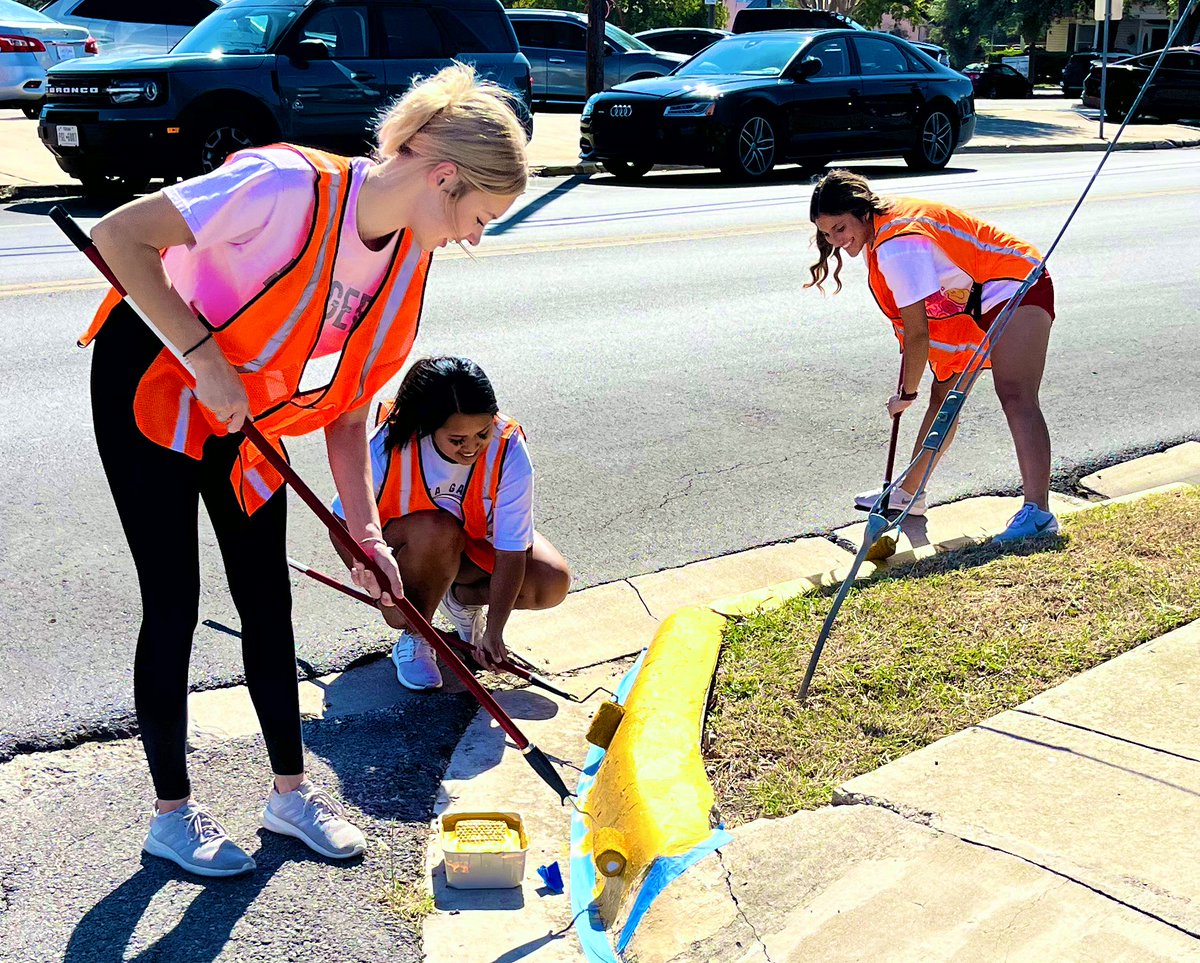 𝙺𝚎𝚕𝚕𝚢 𝙳𝚊𝚖𝚙𝚑𝚘𝚞𝚜𝚜𝚎 tweet media