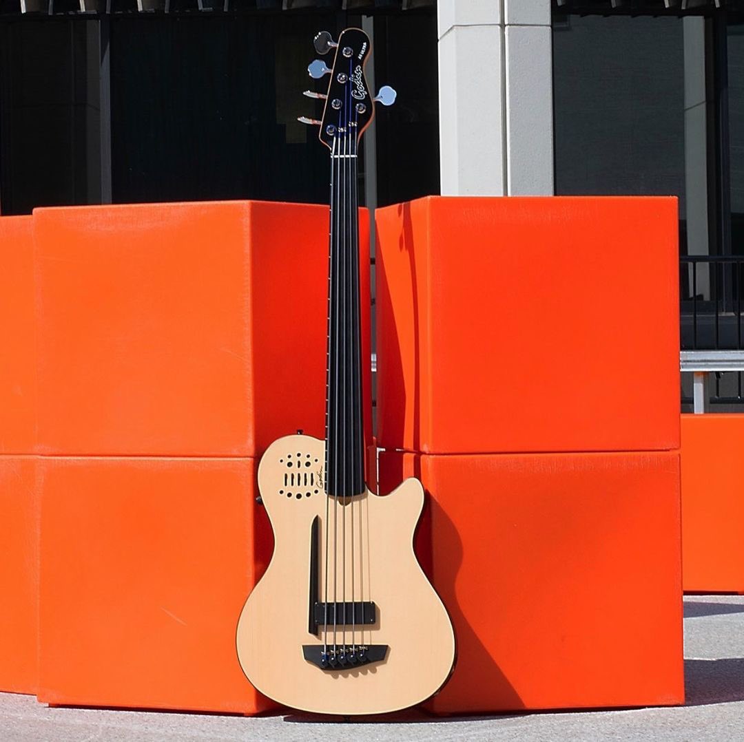 RichliteFretbrd's tweet photo. This semi-acoustic A5 bass from .@godin_guitars is outfitted with a two-chambered Canadian Laurentian Basswood body, Solid Spruce top, Hard Rock Maple neck, and a Richlite Black Diamond Fretboard!
#makeitwithpaper
#richlitefretboard
#godinguitars 
#whatsonyourbench 
#sustainable https://t.co/qNiNBK1Isr
