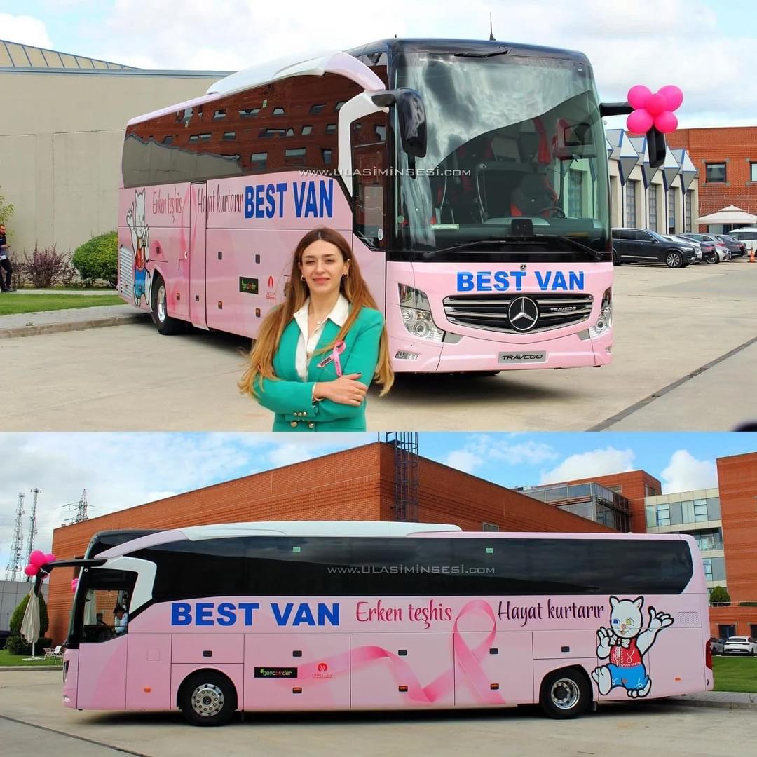 prm6560's tweet photo. Meme kanserine farkındalık için; Ekim ayı boyunca Best Van Turizm, pembe renkli otobüslerle seyahat edecekmiş. Farkındalık yaratmak için güzel bir örnek 👏🏽☺️
#bestvan https://t.co/POfn63tdn9