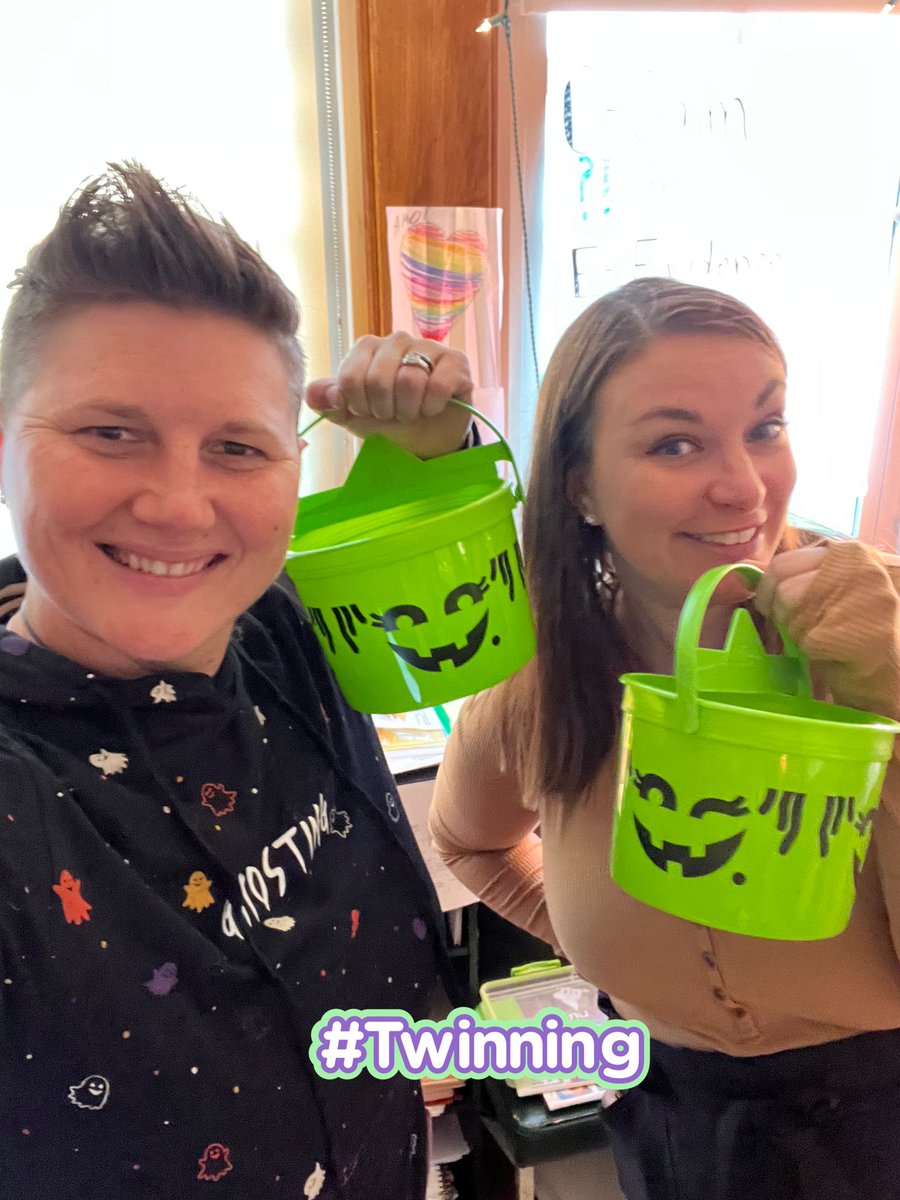 It’s always fun educating kids about the past. Our art teacher even had the “vintage” 1986 McGoblin in class to compare! 💚🧙‍♀️<a href="/McDonalds/">McDonald's</a> <a href="/FrazerFrontier/">Frazer School</a> <a href="/misspeterson300/">Marie Peterson</a>