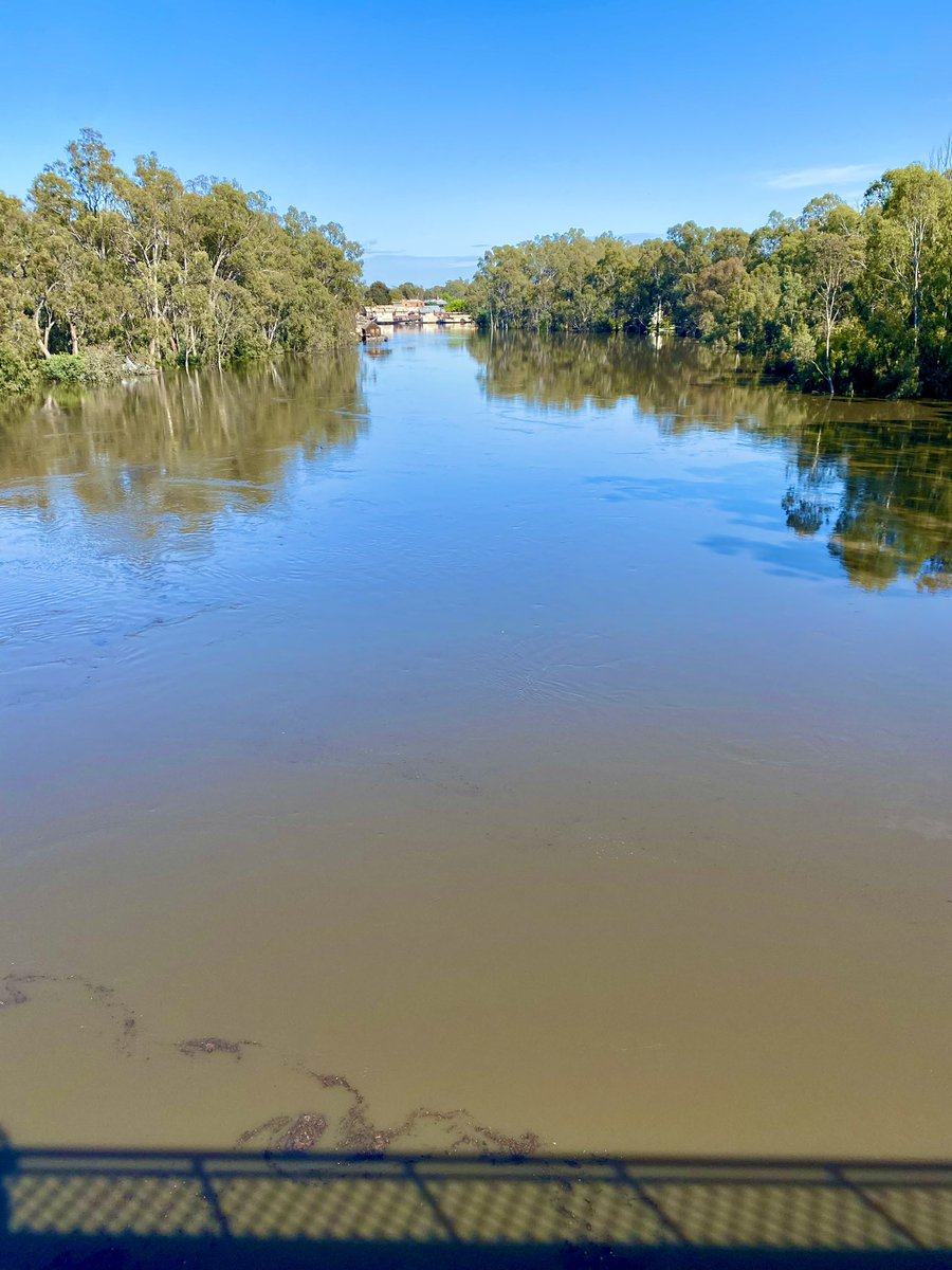 Blake Johnson on Twitter "Murray River in Echuca. March > October"