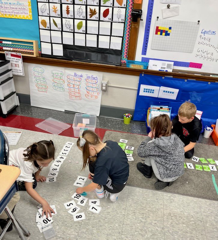 LeRoyWSS's tweet photo. Mrs. Graham’s second graders are working up a sweat today during math! This is our new PreK - 2nd - Bridges math time in action! 💪🏻 #problemsolving #thinkingdeeper https://t.co/gJFGKSB7Lq