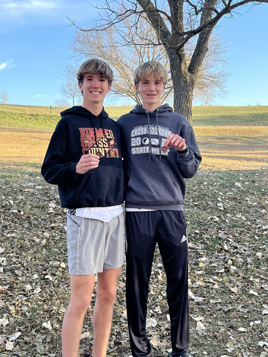 KuemperXC's tweet photo. Ryan North finished 8th and Jacob Greving finished 11th.  Both qualified for the state meet! @huskerblankman @KuemperCharger @KuemperAD @TigerVisionCHS https://t.co/gvEanBaAxC
