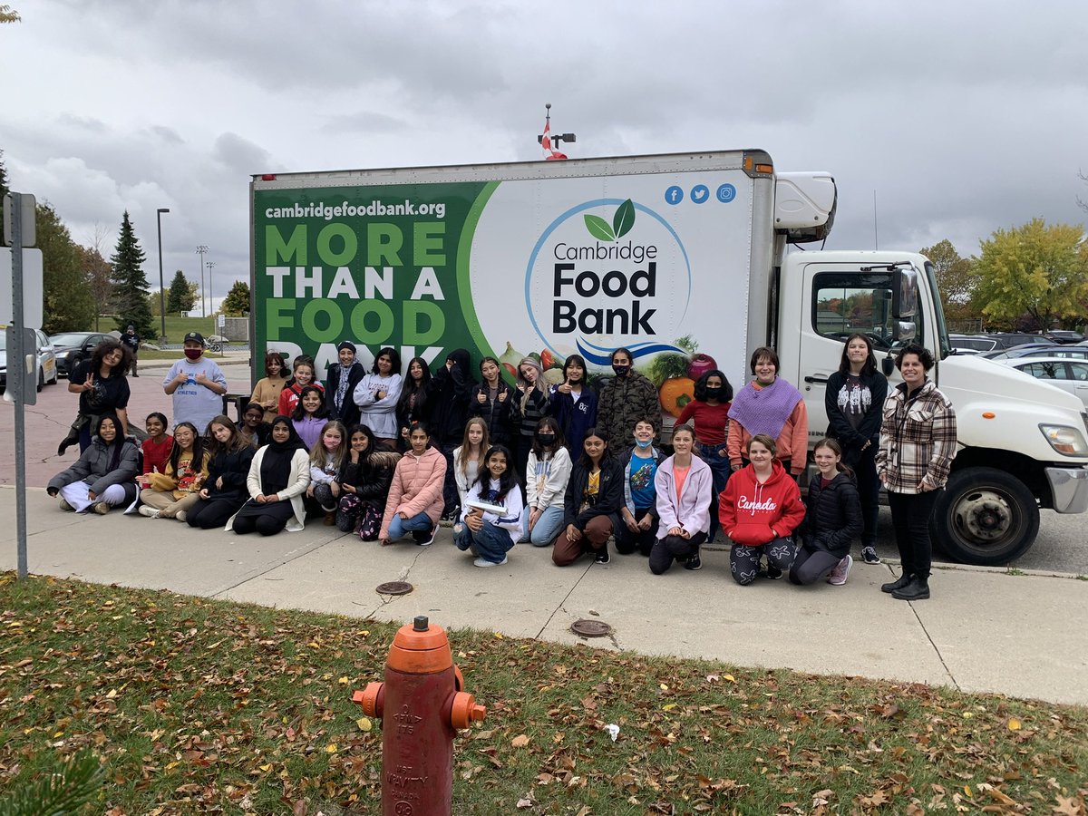 dpapalia2's tweet photo. Thank you to all @clewrdsb families who donated to our food drive! We collected 32 boxes filled with food and toiletries items! Amazing! #wrdsb #socialjusticegroup #thisisourMill https://t.co/4EQfSwEvmT