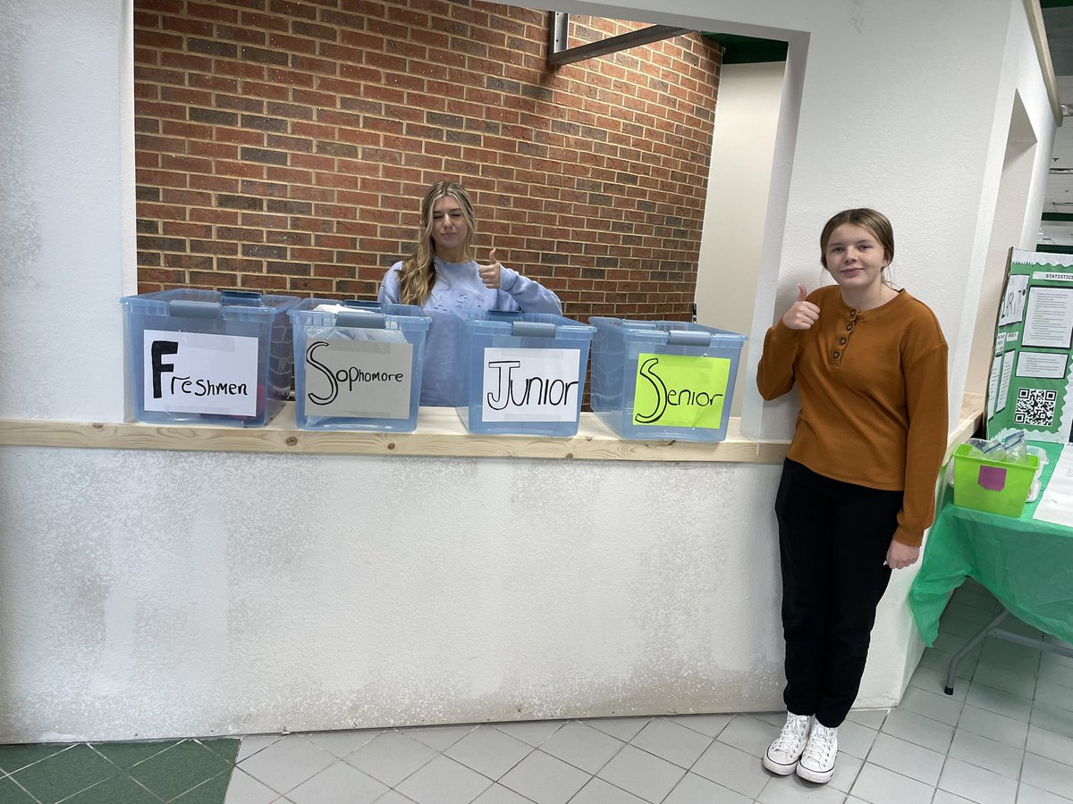 EvanaFretterd's tweet photo. So much going on today during lunches @FPCHS SWAT and @fpcsga advocating against tobacco #NotaLabRat day, Class Competitions for wearing orange to support anti-bullying #UnityDay2022, Blood Drive sign ups, and collection to aid homeless. WOW busy day! https://t.co/eD9GZ9mK7C