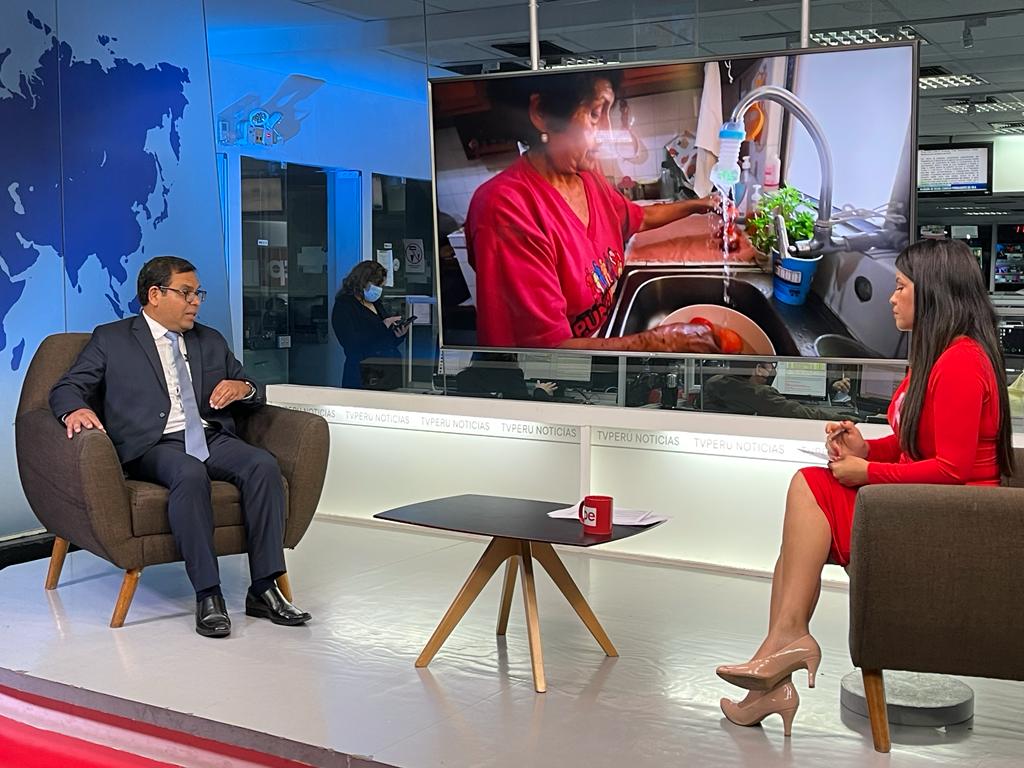OtassPeru's tweet photo. [Vía @noticias_tvperu] “#Moquegua tiene servicio de agua potable 24 horas, 7 días de la semana”, refirió el director ejecutivo del #Otass, @HectorBarredaD. @MoqueguaA volverá a ser administrada por municipio de #MariscalNieto luego de haber sido reflotada por el #Otass, subrayó. https://t.co/BhLWLbdP53