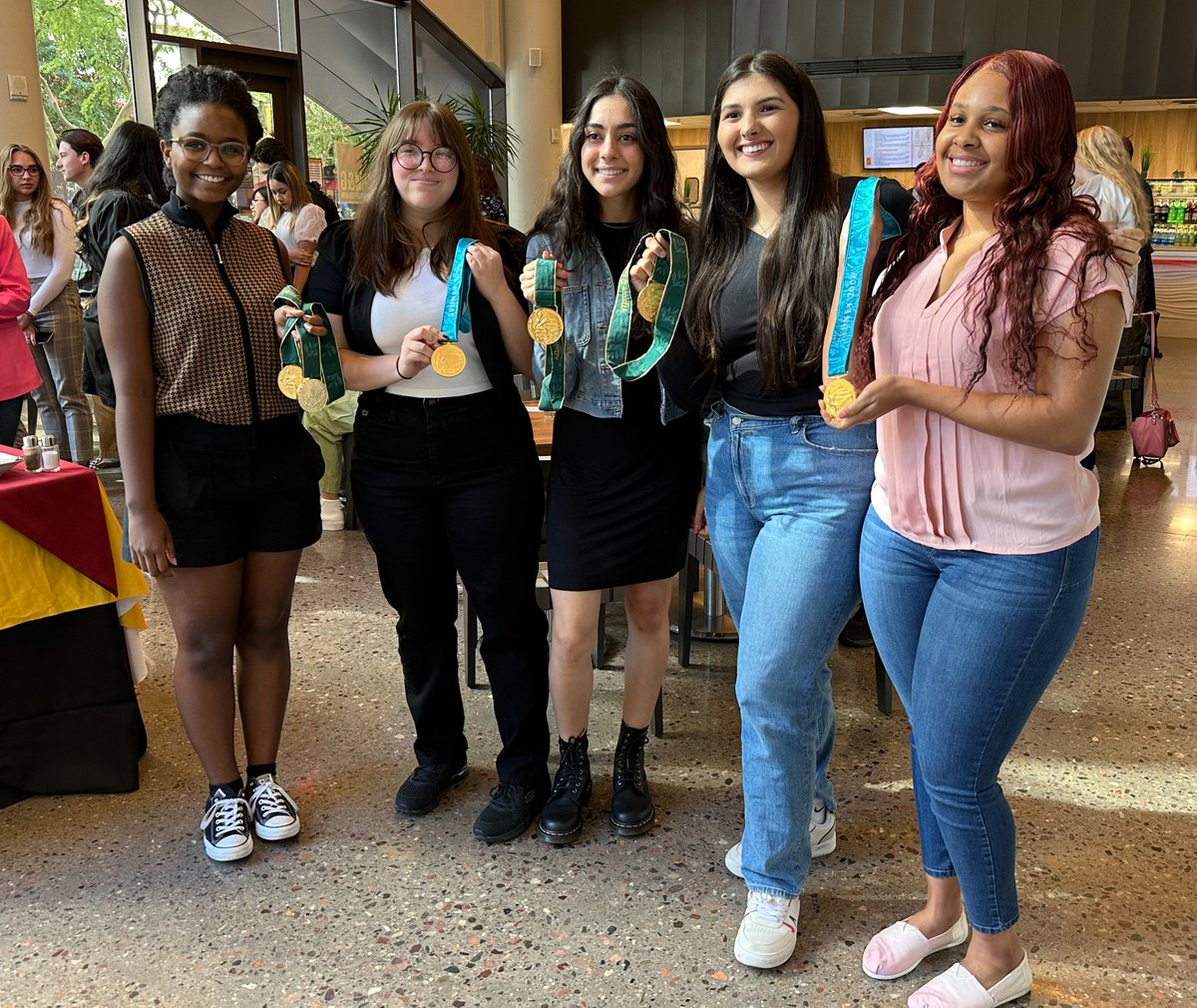asuhealth's tweet image. Six-time Olympic gold medalist @amyvandyken met with our @asuhealth students today, sharing an inspirational story and this advice about overcoming challenges: "Relish the small victories." 

Gold medals were in the house! 🥇🥇🥇🥇🥇🥇