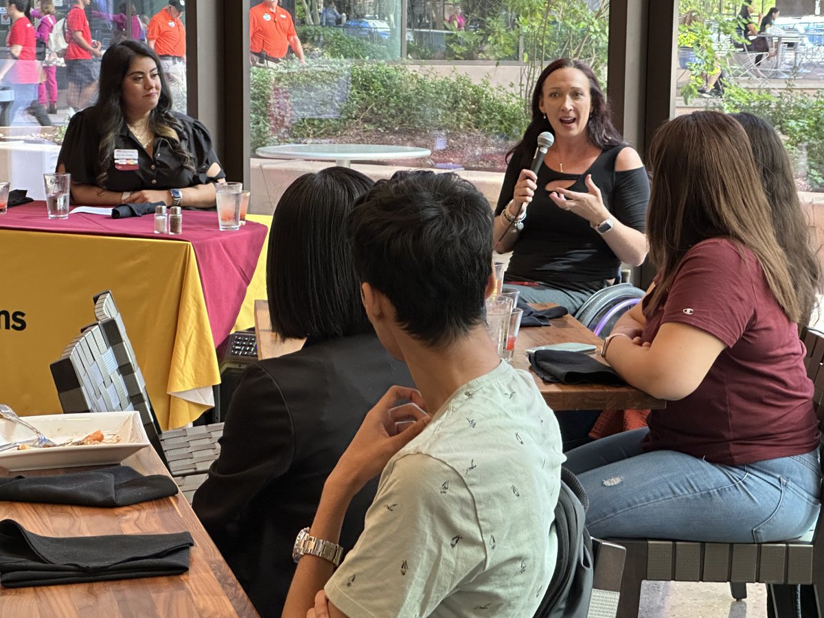 asuhealth's tweet image. Six-time Olympic gold medalist @amyvandyken met with our @asuhealth students today, sharing an inspirational story and this advice about overcoming challenges: "Relish the small victories." 

Gold medals were in the house! 🥇🥇🥇🥇🥇🥇