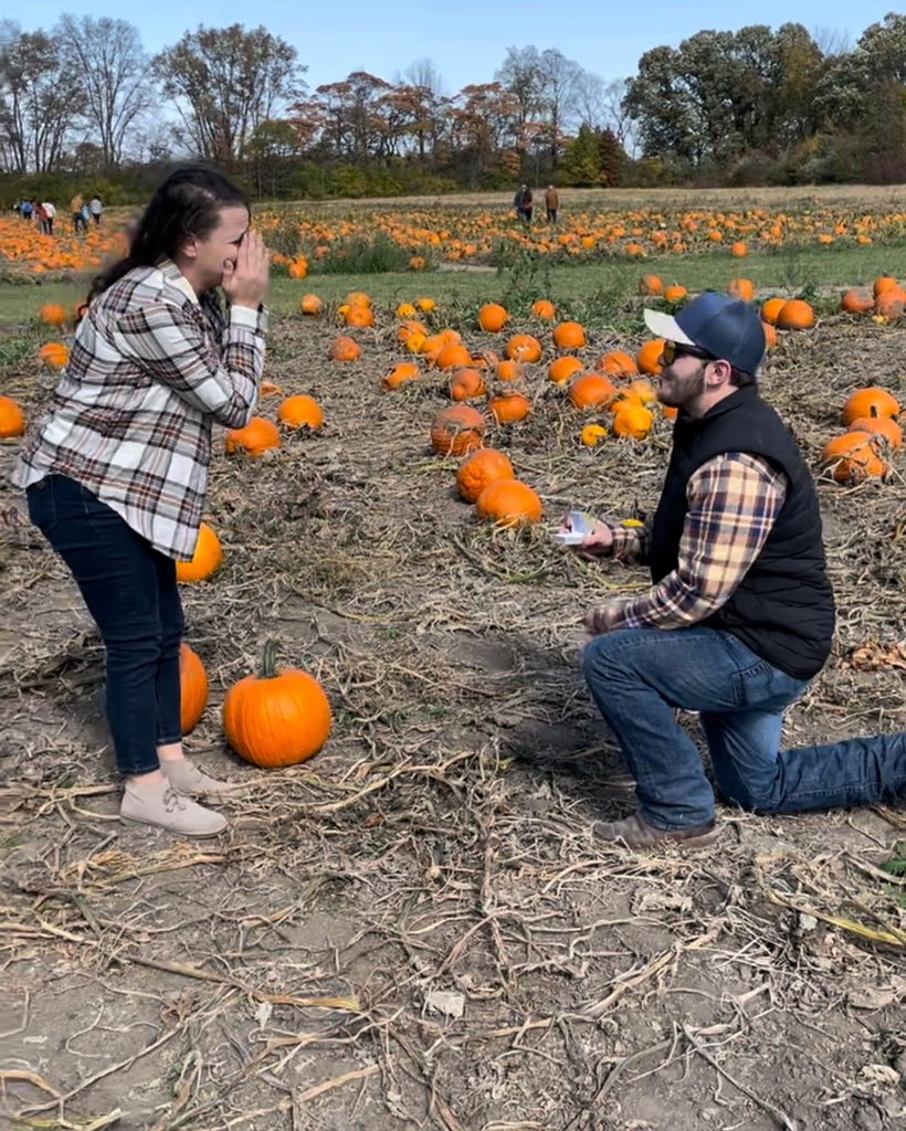 madisonleigh1's tweet photo. I’m gonna be a WIFE 😭🤍 https://t.co/2WBBYnhlUk