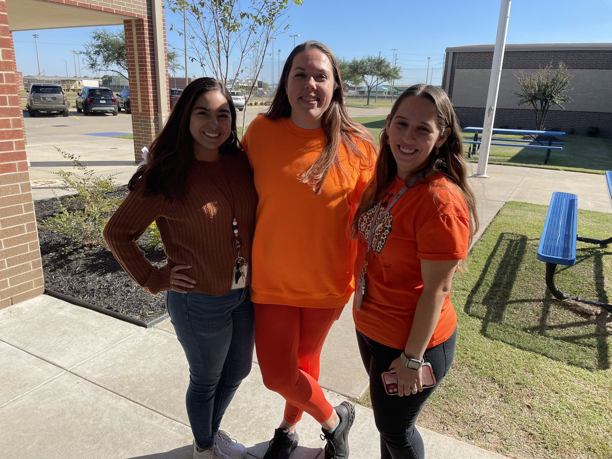 MREmavs's tweet image. Unity Day at MRE! Our Mavs rocked it! #KatyISD #KatyCommUNITY