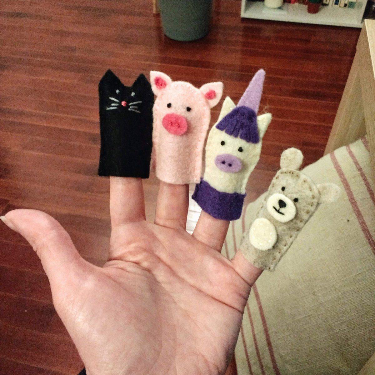 art_ignite's tweet photo. Join artist, Cecilia Garcia, on Oct 21 to create these little creatures. This workshop will be virtual from 9:30 - 12. To learn more, visit https://t.co/2i8mGKRJg8. To register, email Tasneem@artignite.ca. This workshop is funded by @TorontoArts 

#artignite #communityarts https://t.co/jIgRpHfMRC