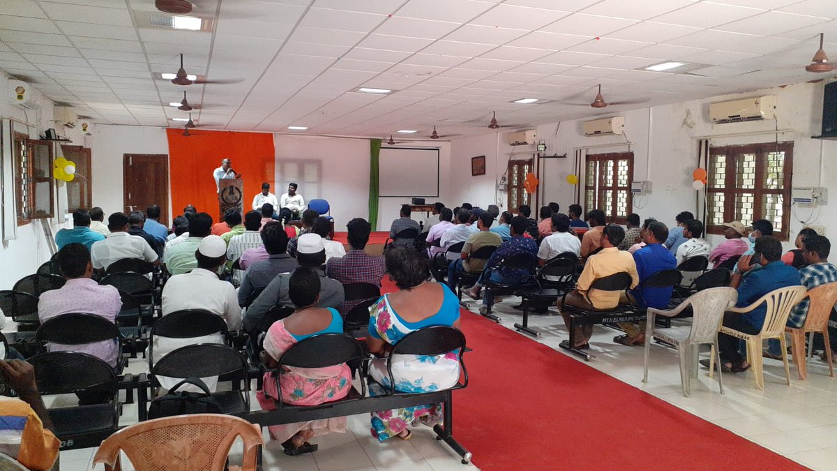 cscvellore1's tweet photo. District level VLE work shop for Vellore VLEs, TamilNadu at Vellore District.

100+ VLEs  attended the training.
@CSCegov_
 
@ceo_csc
 
@csc_south https://t.co/0RerfZmwnw