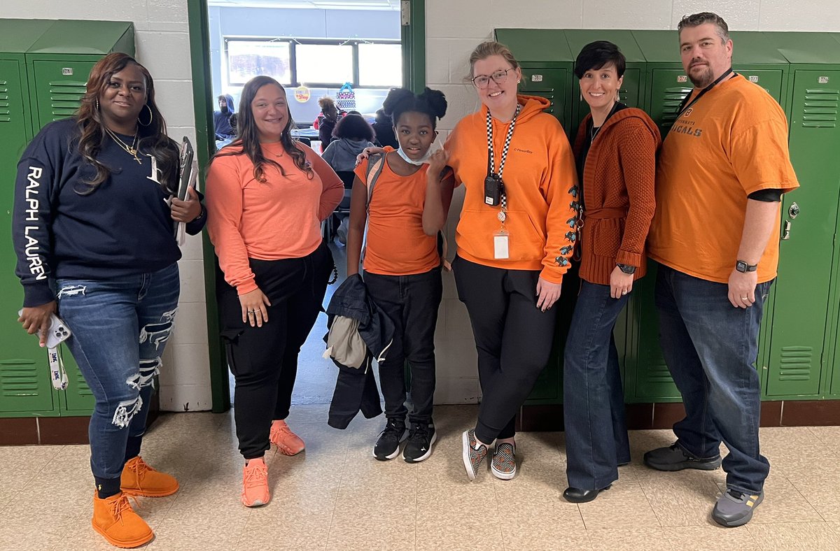 WesternTheSTEM's tweet photo. @BullyingJCPS Western Staff Stand Up to Bullying #UnityDay2022 #JCPSBullyingPrevention #JCPSBullyBlockers https://t.co/wpVQFNBBpo