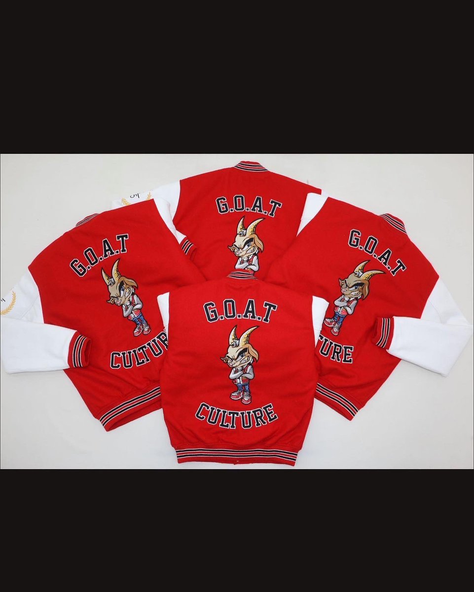 _Tizzle45's tweet photo. It’s that time 🥶, only 21 left made to order. Won’t find a better quality jacket for this price no where . 🐐https://t.co/ku0LWjHBf3 

#LinkInBio #collectibles #highquality #varsityjacket #leathermanjacket #Goat #culture #cult #brand #branding #clothing #clothingbrand https://t.co/ppRjwQ9RKd