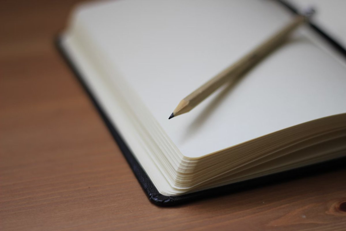 I write to express my feelings and my ideas and my thoughts, showing others my stories.
#polysyndeton #NTHCinspire #WhyIWrite <a href="/Bence_EDU/">Janelle Bence</a>