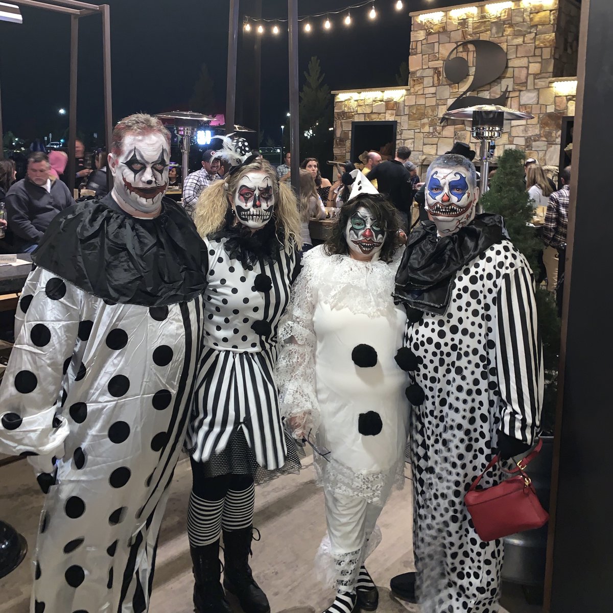 🍺👻 Our Brews &amp; Boos Halloween Bash and Costume Contest is NEXT SATURDAY @ 7PM! Here's what you need to know:
🎃FREE Admission
🎃Hot 99.5's Elizabethany is hosting
🎃Live Music All-Day
🎃Costume Contest with a Grand Prize of $2000!!!