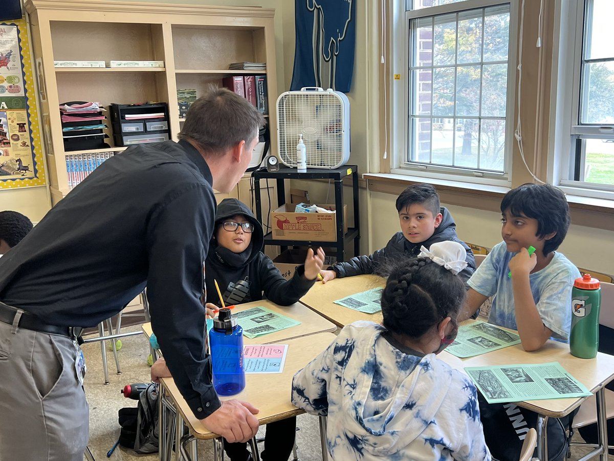 SchifferB's tweet photo. Students learning to interact with complex text - and each other- in an @BCPS_SocialSci class using Reciprocal Teaching.  The coaching from @ms_madigan and @RGoisovich already leading to improved comprehension of trade in Mesopotamia. @Drminuseducates @MrBillingslea @BCPS_ELA https://t.co/FYbyuOCEOX
