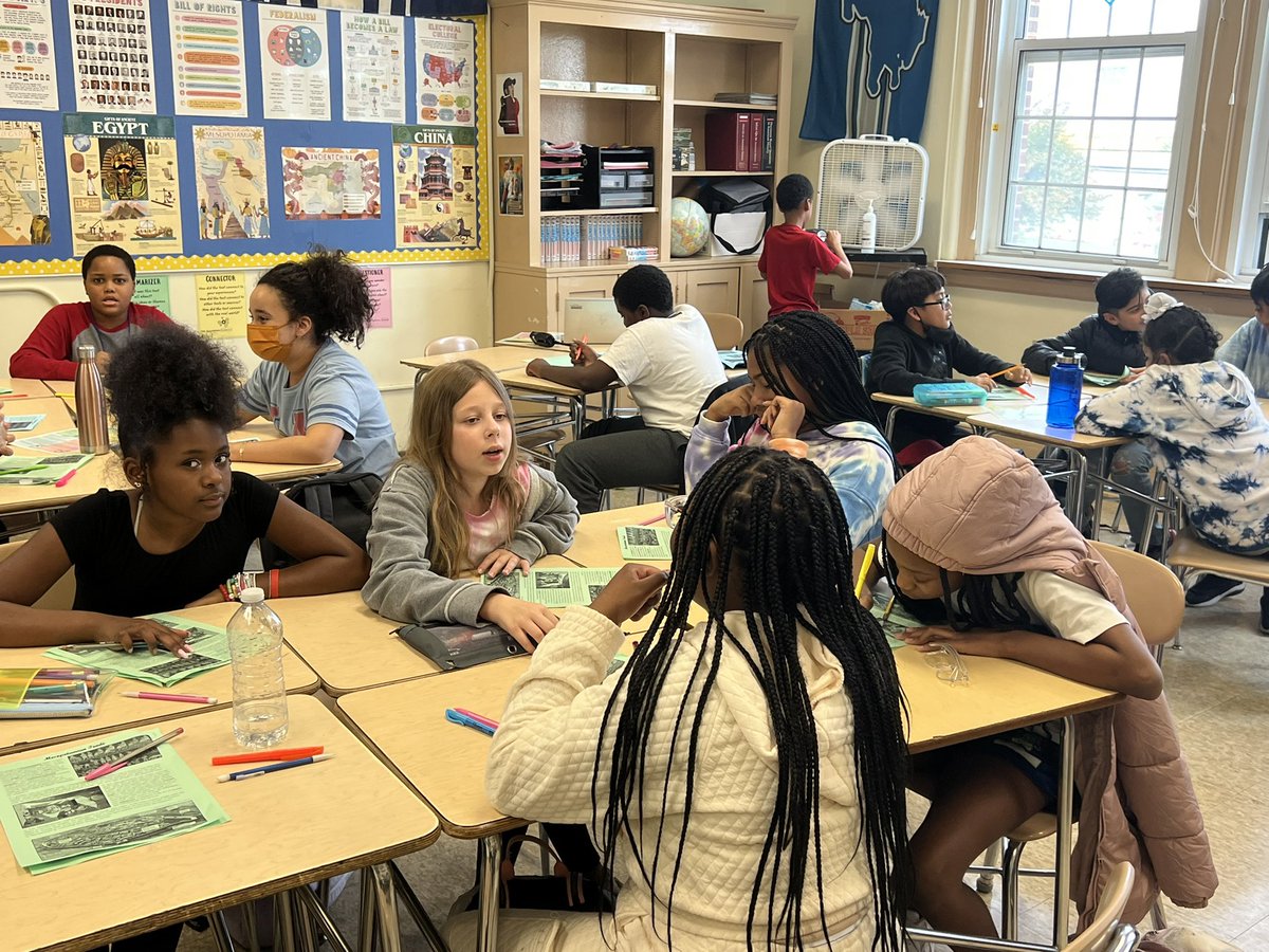 SchifferB's tweet photo. Students learning to interact with complex text - and each other- in an @BCPS_SocialSci class using Reciprocal Teaching.  The coaching from @ms_madigan and @RGoisovich already leading to improved comprehension of trade in Mesopotamia. @Drminuseducates @MrBillingslea @BCPS_ELA https://t.co/FYbyuOCEOX