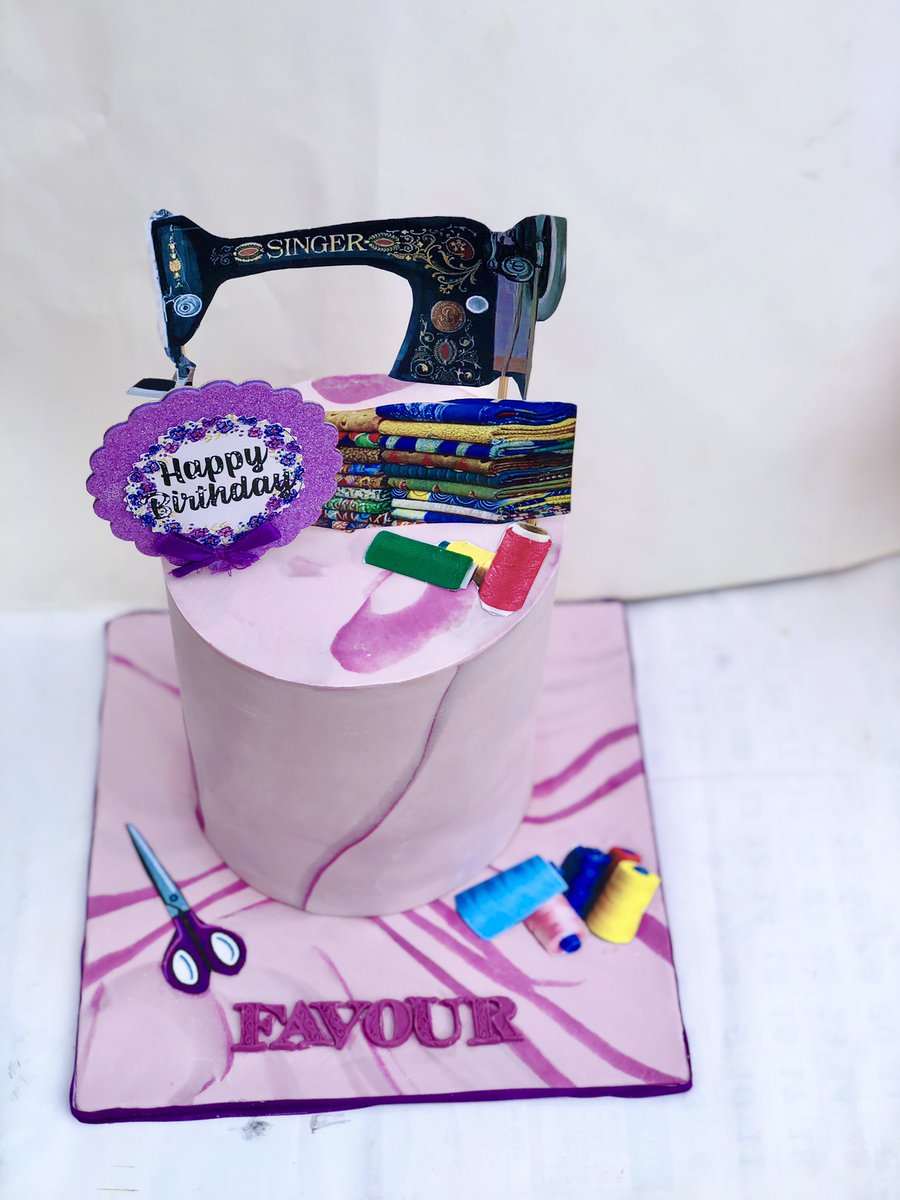 iamvicaj's tweet photo. Life is an art, live yours in color 💜

A beautiful cake for a seamstress.
Let’s create beautiful and mouthwatering masterpieces for you and your guests. 

#vickystreat
07065596961

#AkwaIbomTwitter #bakersinuyo #cakesinuyo https://t.co/KeeGwvhZY1
