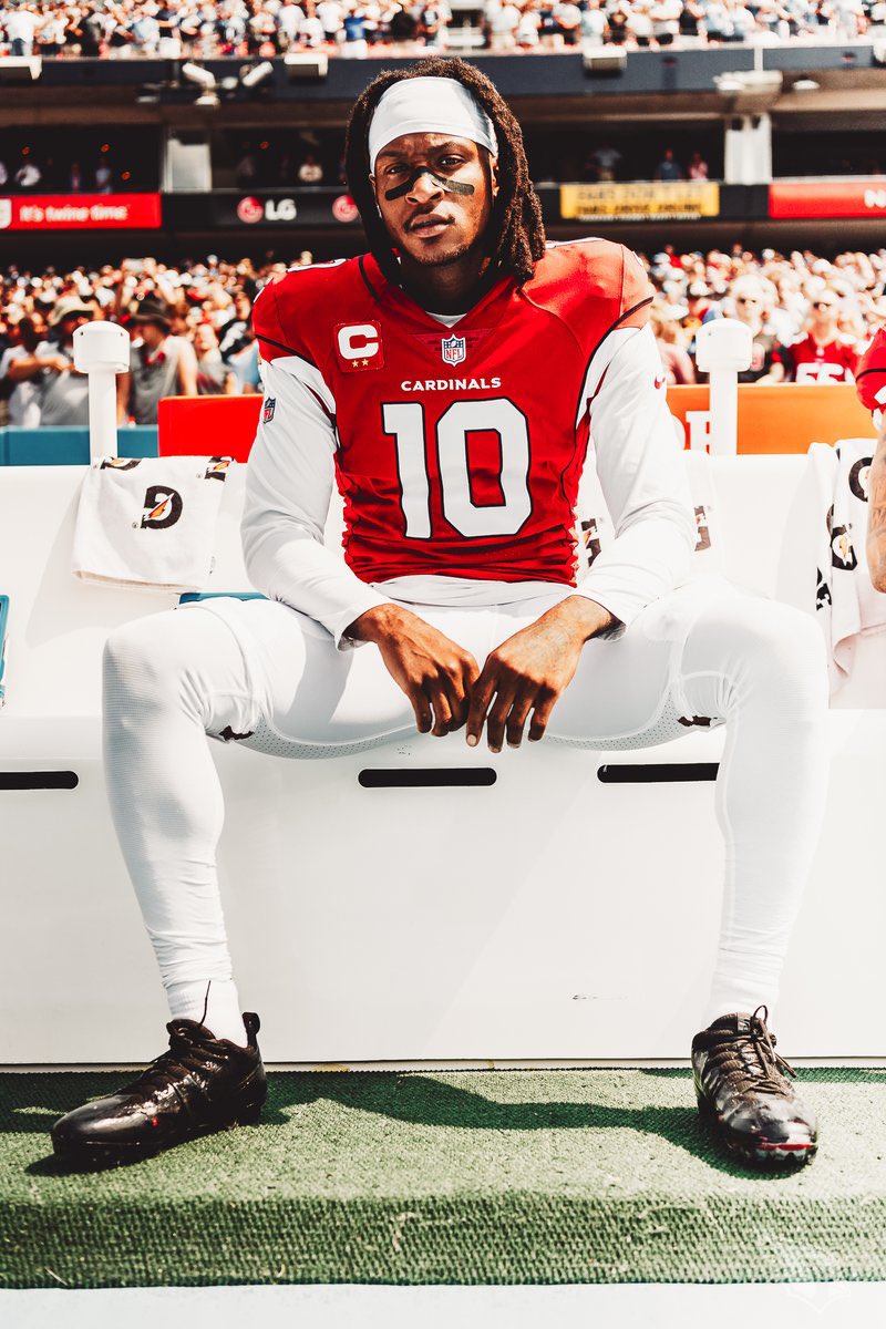 UnderratedNFL's tweet photo. My #1 pick for this week would be WR @DeAndreHopkins from the @AZCardinals coming back from a 6 game suspension. He should be highly targeted this week against the @Saints https://t.co/VNNi6abLIU