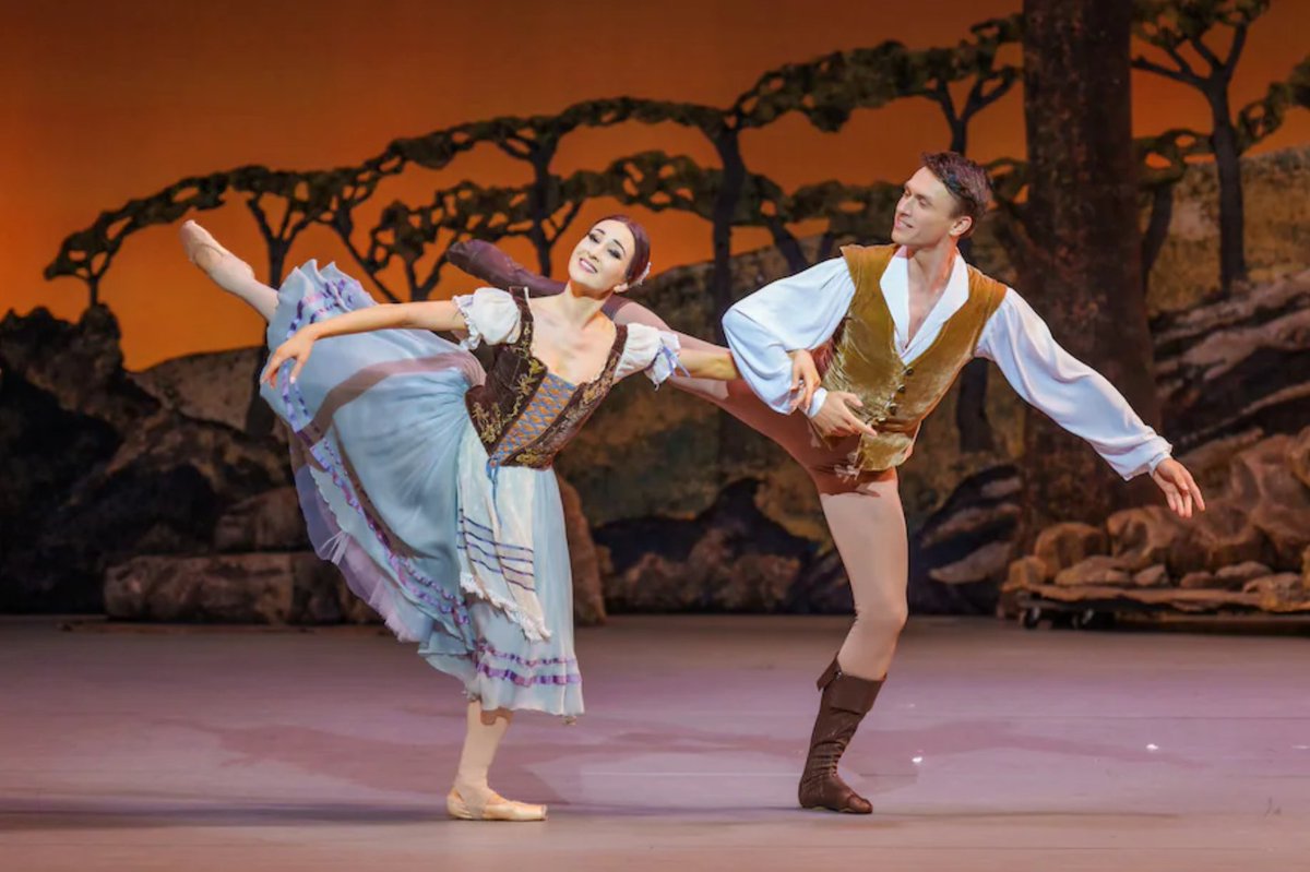 United Ukrainian Ballet to make U.S. debut at Kennedy Center in February. 💗 🩰

washingtonpost.com/theater-dance/…