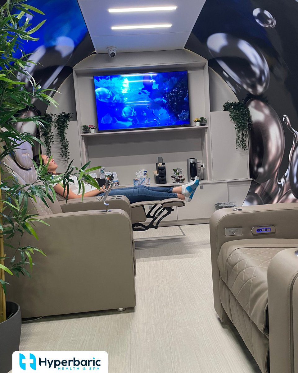 hyperbaricHS's tweet photo. Improve your #health in one of our modern #HyperbaricChambers for a soothing and pleasant experience 🌟
We offer three different chambers depending on your needs 👍
Click the link in our bio to find the perfect spot to #HealYourBody!
#HyperbaricHealthSpa #OxygenTherapy https://t.co/9HzOrJjlrE