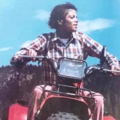 Chickenwrangle2's tweet image. #NewProfilePic