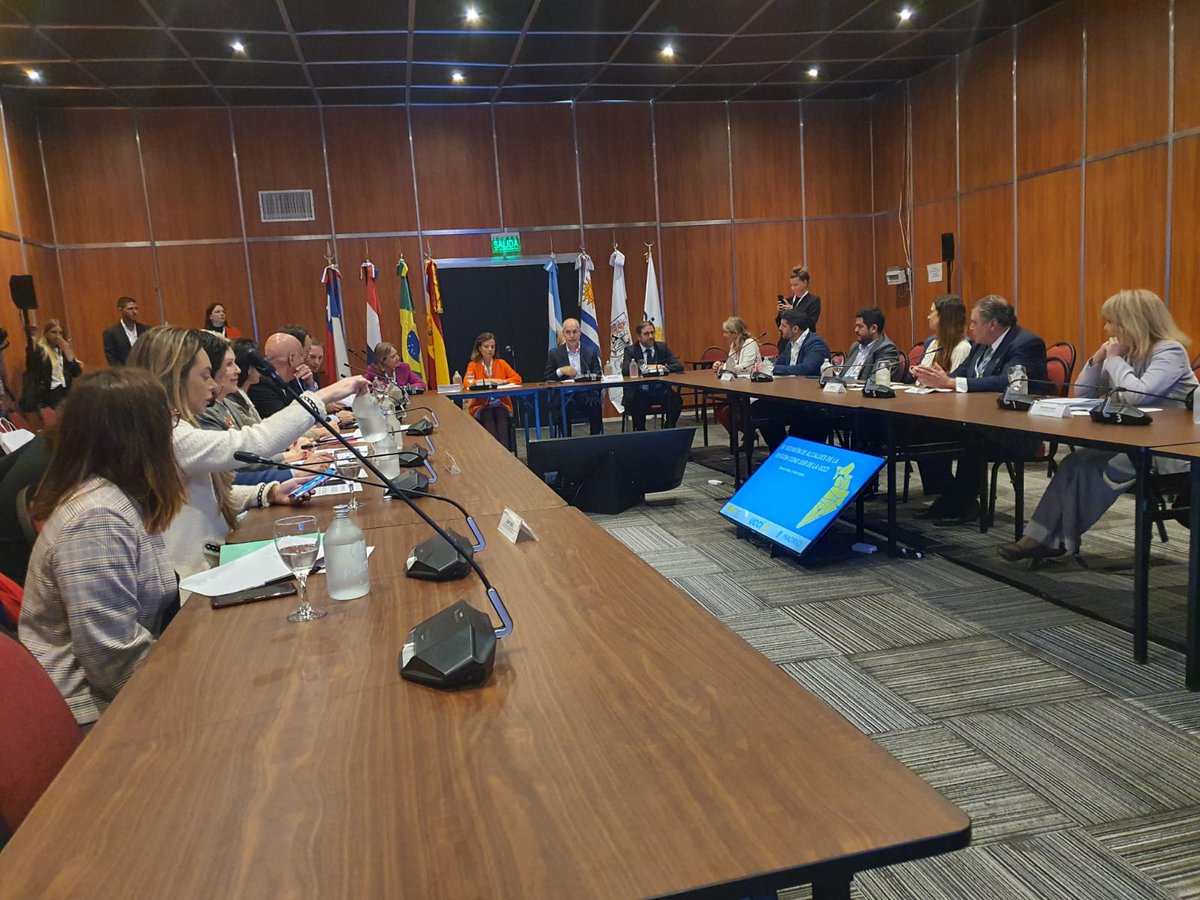 nenechopy's tweet photo. Estamos en Buenos Aires participando de la "XI Reunión de Alcaldes de la Región Cono Sur de la Unión de Ciudades Capitales Iberoamericanas (UCCI)", con participación de Alcaldes de la Región y el mundo. https://t.co/mIg3btmMj6