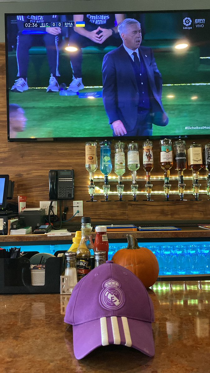RMFC_Providence's tweet photo. HALA MADRID !!!!! Slds desde Providence @ESPN_FDJ @RichardMendezTV https://t.co/iTVSrc2EZT