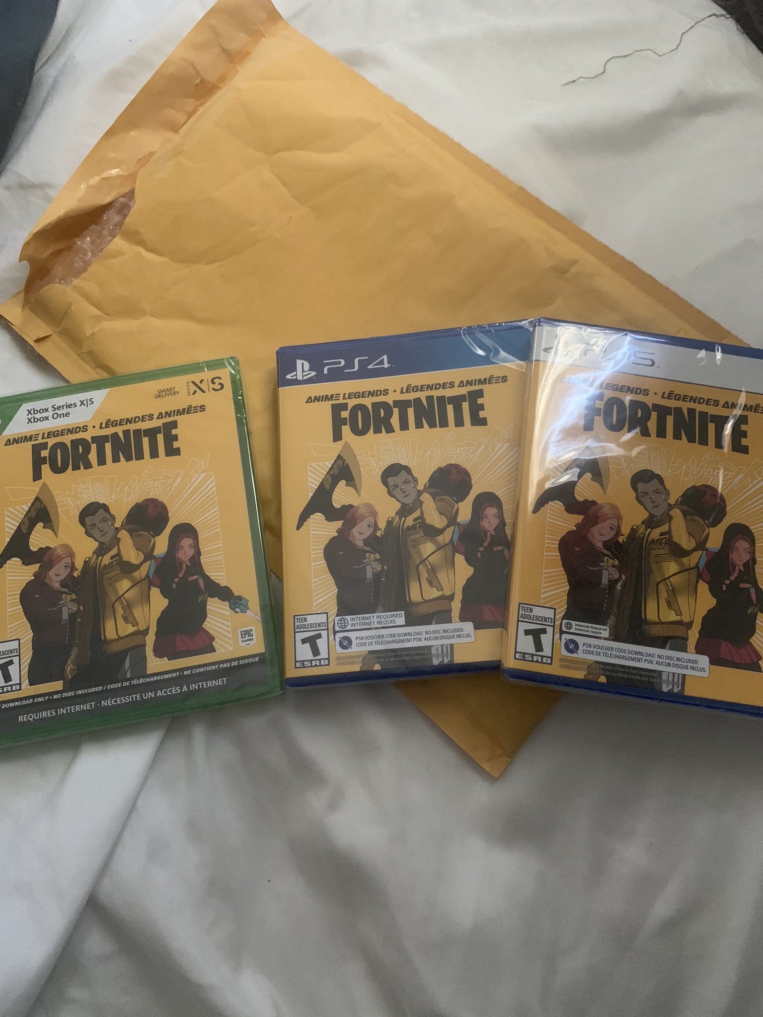 Fortnite: Anime Legends - Xbox One, Xbox Series X (Code In Box) 