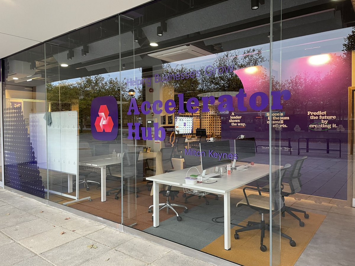 Notebookand_Pen's tweet photo. Great day at @NatWestBusiness hub today. Great talk from @REASGroup and equally enjoyed getting to understand more about some other businesses in MK. π#network #powerup #notebookandpen https://t.co/TXkU0PgNo8