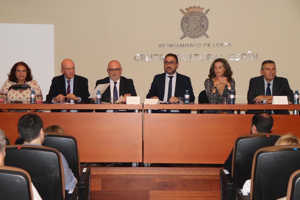 DiegoJMateos's tweet photo. Y descongestionará en el día a día de la actividad judicial ya que el éxito de la mediación supone el llegar a acuerdos previos sin necesidad de llegar a juicio. 

Un servicio más a escasas semanas del comienzo de las obras del nuevo Palacio de Justicia de Lorca https://t.co/U8C4KrWUer