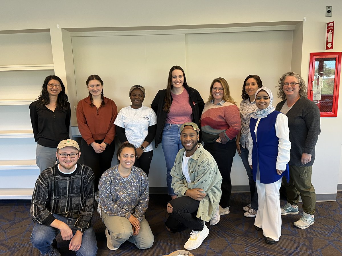 BiddleLab's tweet image. It was great having the @microbestalker lab join us and @biogeochemo on the coastal campus! Glad we all agree that microbes make the world go round 🌏😜