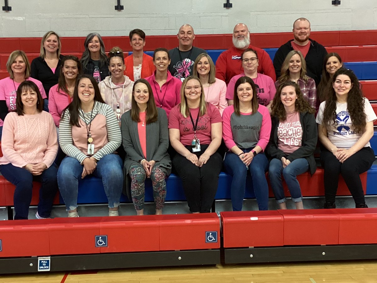 Proceeds raised from East Jay Elementary’s annual blue jeans fundraiser support free mammograms for patients at <a href="/IU_Health/">IU Health</a> Jay Hospital: bit.ly/3VIcpcO. 💗💕 #BreastCancerAwareness

<a href="/IUHealthECR/">IU Health Ball, Blackford & Jay</a>