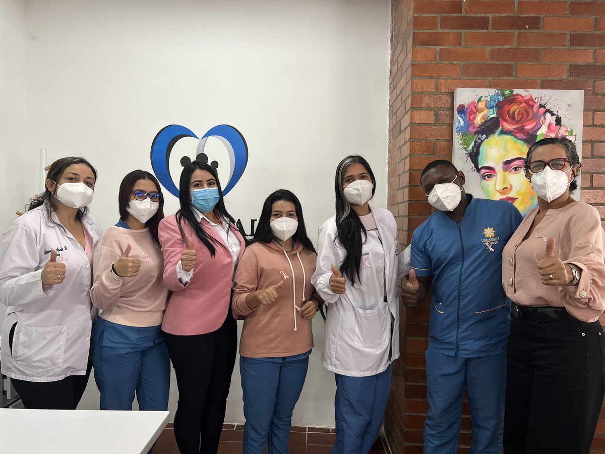 hidc_valle's tweet photo. Nos tomamos el Cáncer de mama a pecho 💕
En el marco del #DiaMundialDelCancerDeMama, en el #HIDC adelantamos una campaña de sensibilización ante la importancia del autoexamen para una detección temprana que mejore la supervivencia y disminuya la mortalidad. https://t.co/EwDP94zmQb