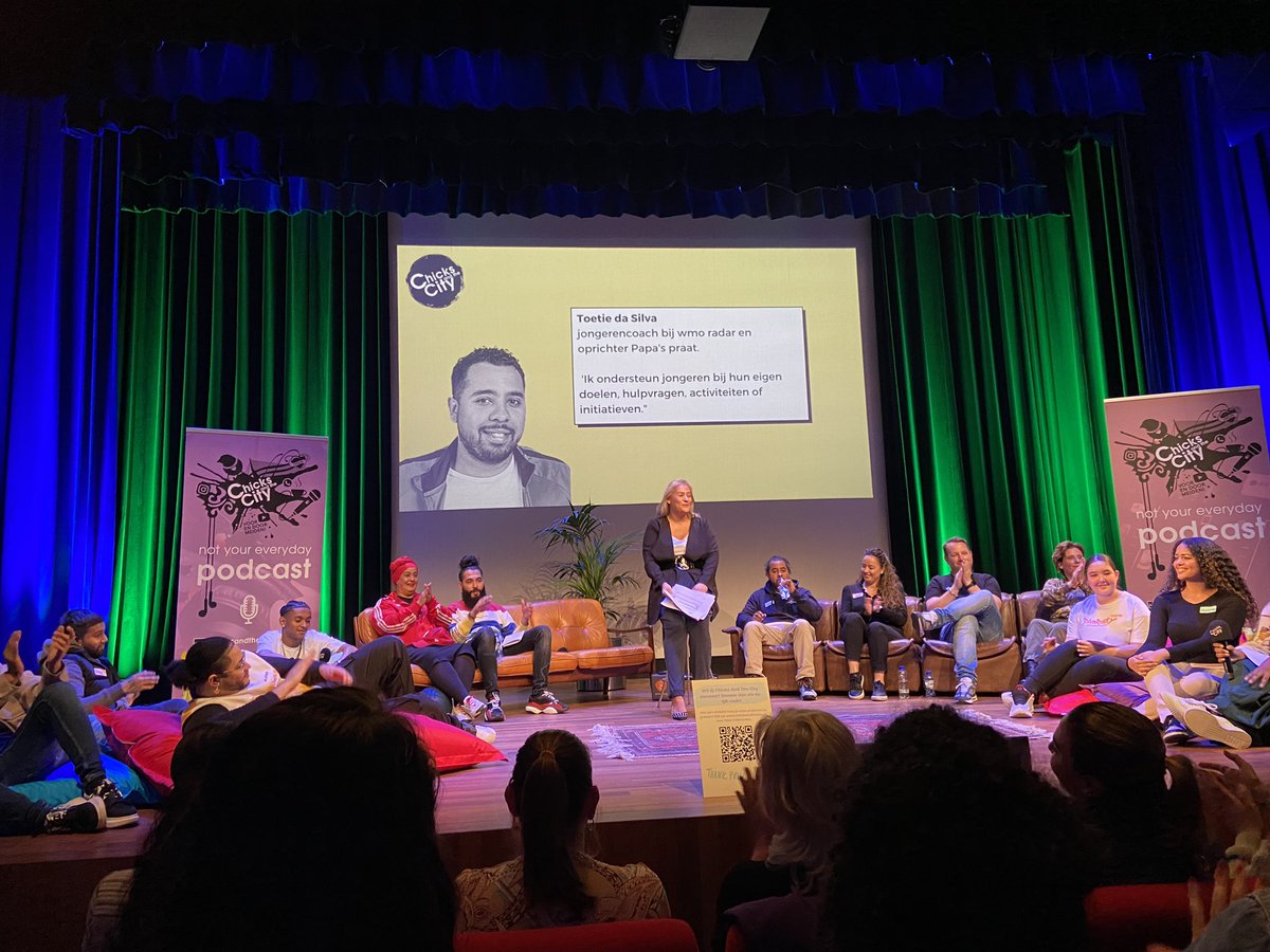 Vanavond bij een mooie avond van #ChicksAndTheCity over ongewenst gedrag. Mooi hoe meiden en jongens met aanvullingen van experts het onderwerp heel breed belichten. #WMORadar