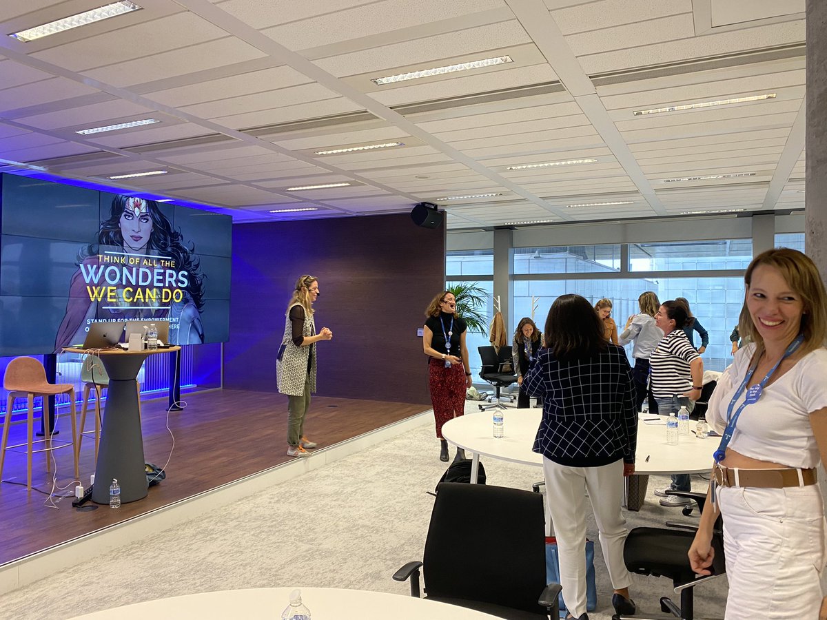 Laura Lacarra 👩🏻‍💻 tweet media