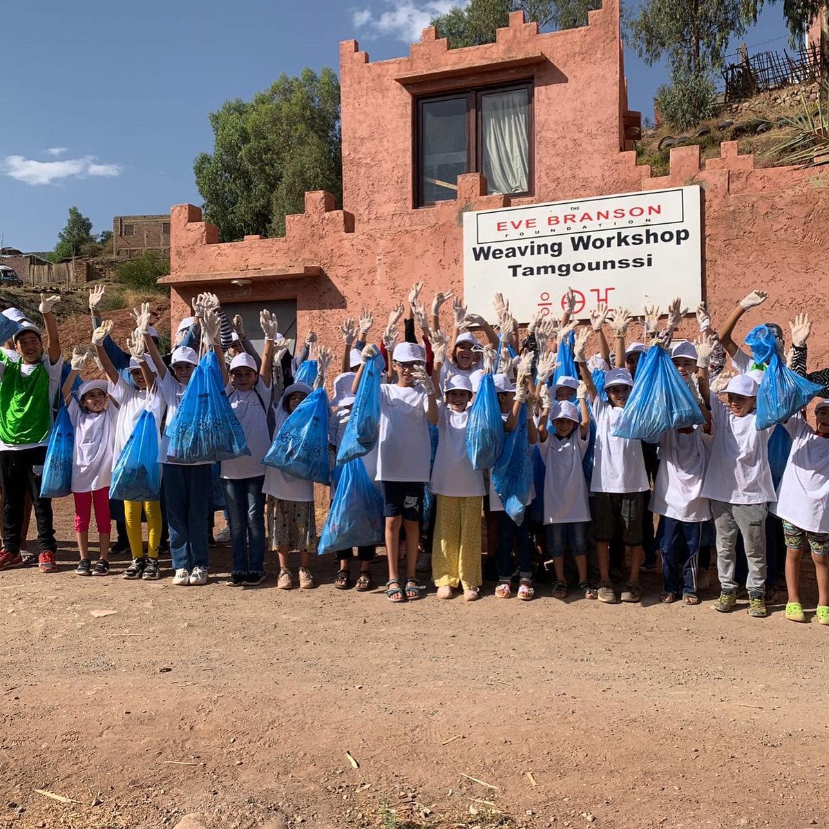 The Eve Branson Foundation has made incredible strides to drive sustainable employment, provide education, improve human health, protect the environment & uphold traditional skills in Morocco. Here’s more about their new waste management work: virg.in/JkFx @EveBranson