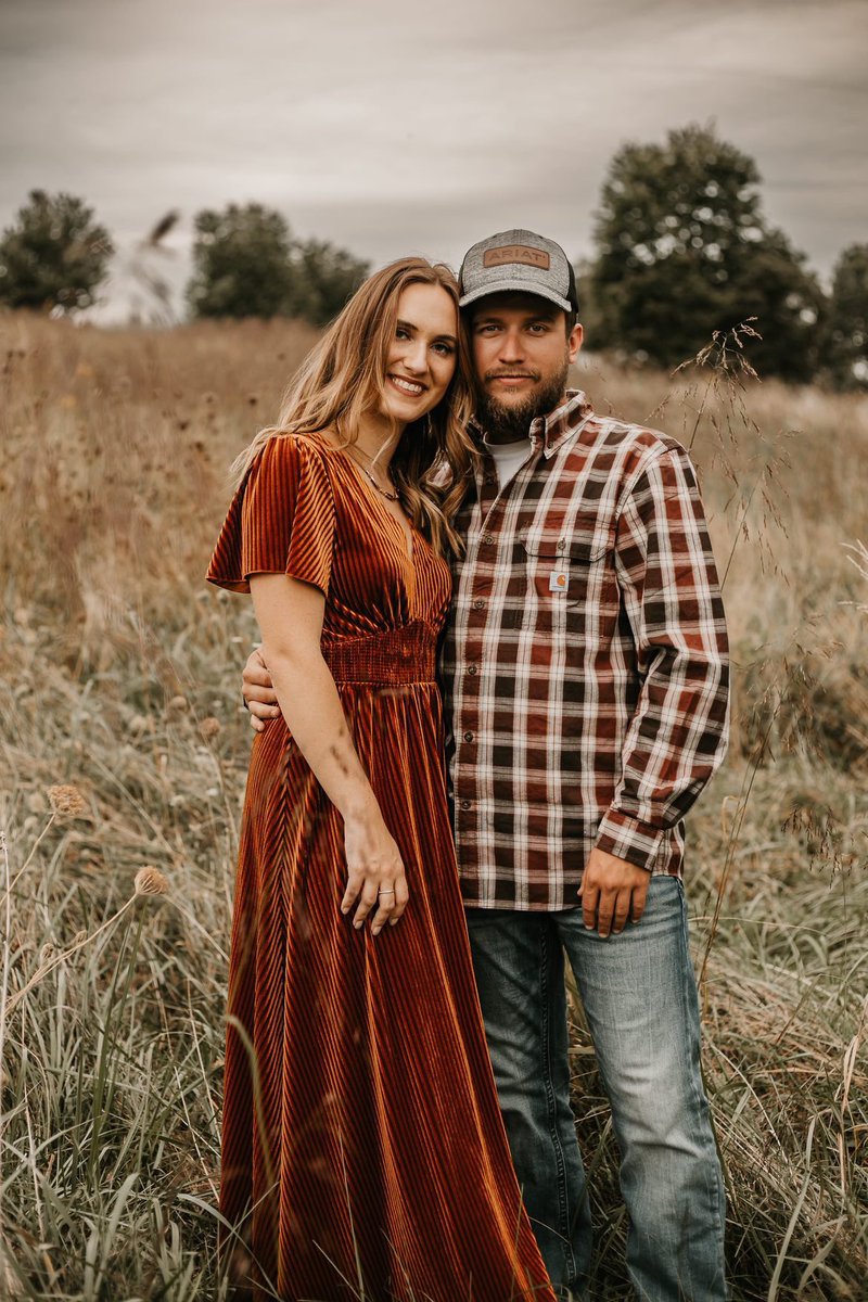 shawna_autumn's tweet photo. One day I will be this mans wife. That’s it that’s the tweet 💛 https://t.co/7JNNuD2VAK