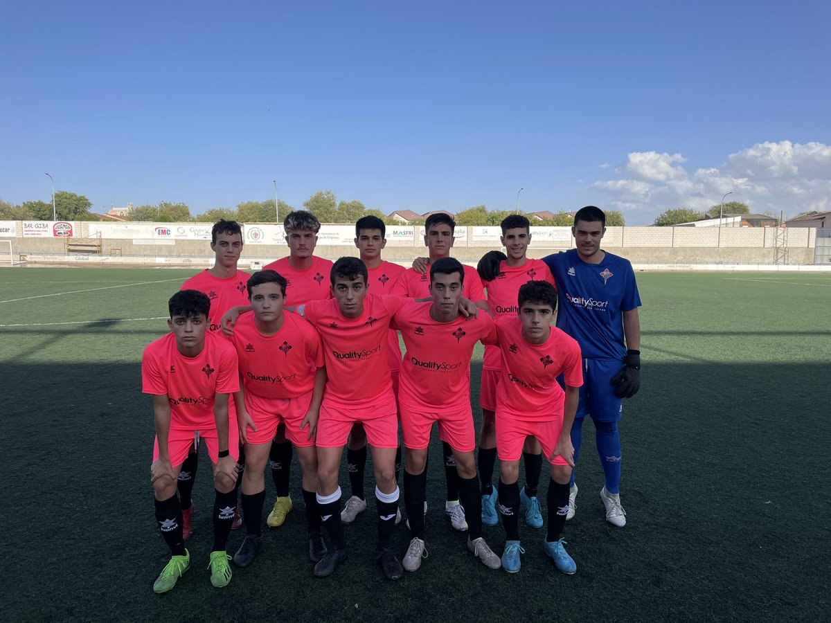 cdbcriptanense's tweet photo. 🗣Equipo juvenil jornada6️⃣
🆚C.D. El Toboso-Villalcázer C.F.
📆Sábado 22 de Octubre
🕘17:00
🏟Lozano Montoya
📍El Toboso 
.
#LaUnionHaceLaFuerza 💪🏻
.
#JuntosPorUnSentimiento 🖤
. 
⚫⚪ 1,2,3 UNIÓN ⚫️⚪️
. 
#cdbcriptanense #unión #criptanense #primerapreferente https://t.co/nGFQy6ySvr