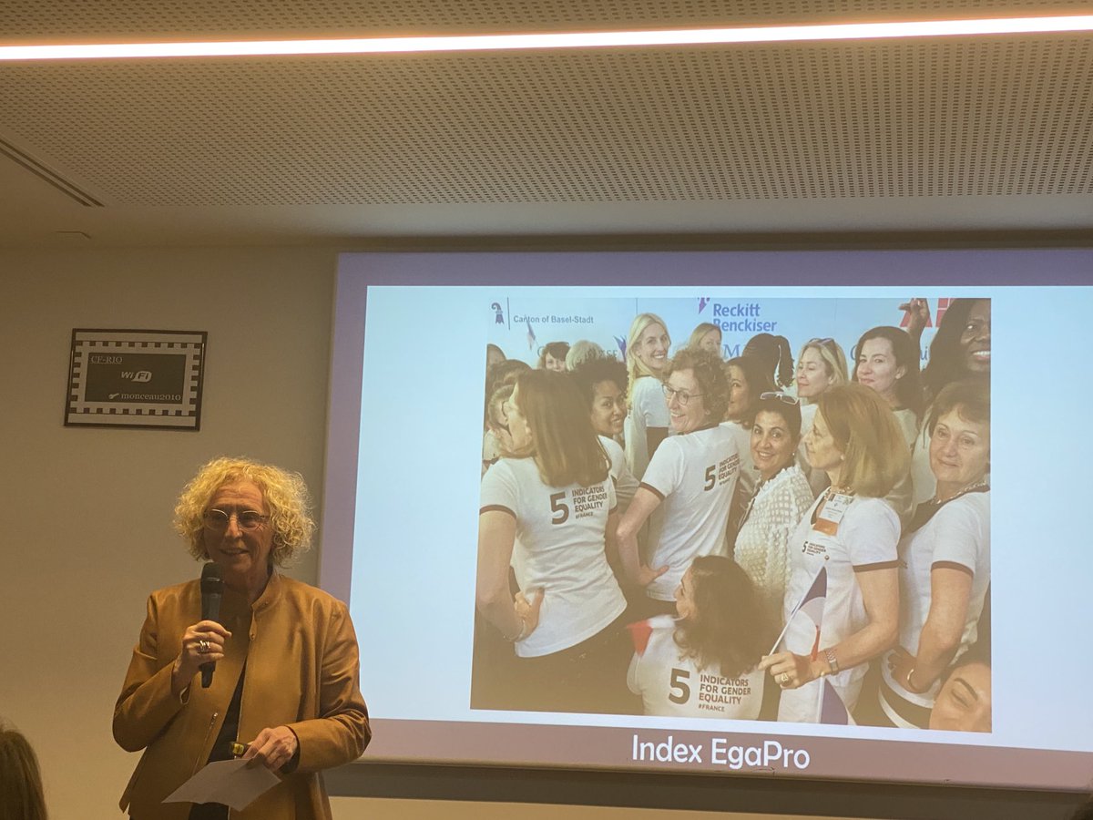 Belle démonstration de générosité et de détermination à aider les femmes par ⁦<a href="/murielpenicaud/">Muriel Pénicaud</a>⁩ chez <a href="/Womenfirst/">womenfirst</a> Ds ce lieu magique ⁦<a href="/chateauform/">Châteauform'</a>⁩