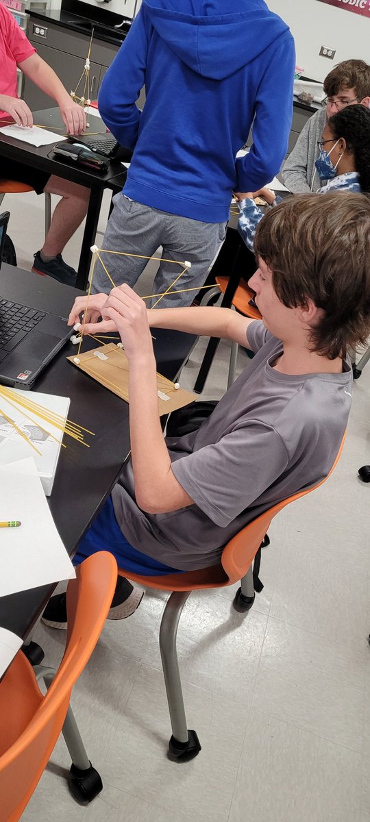 Rhonda Lusher tweet media