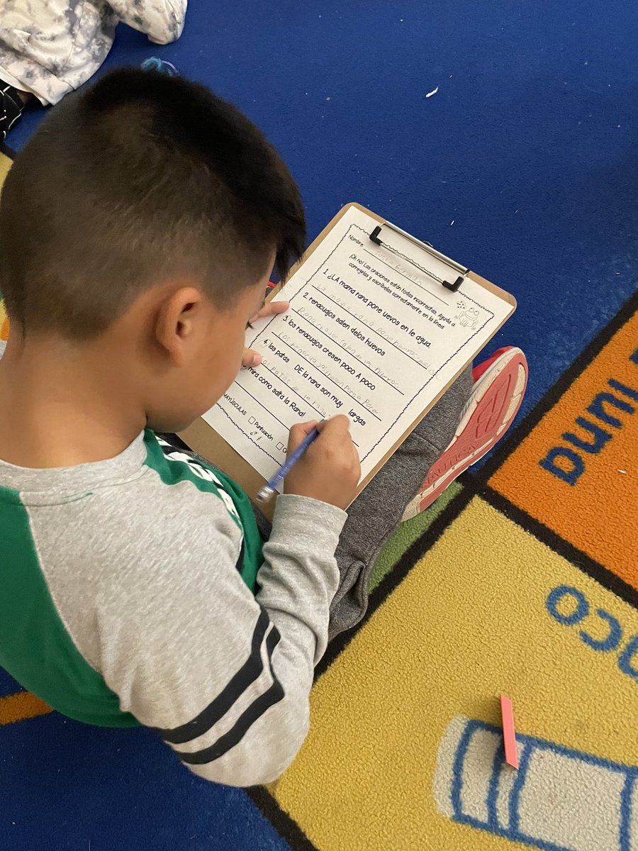 MrsMagallanes_'s tweet photo. today i’m grateful for students who beg to practice revising sentences. delighted that this is truly the highlight of their day😂 https://t.co/MoCLpT3gQ2