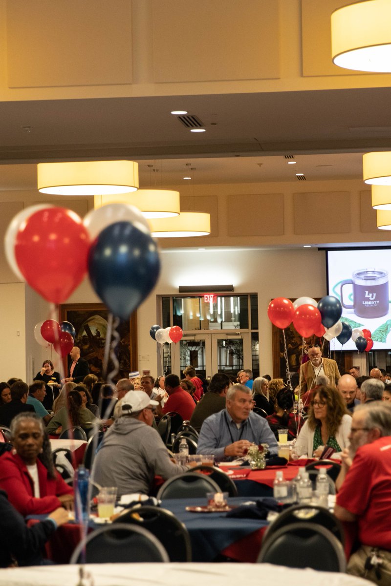 LibertyUAlum's tweet photo. We had a blast interacting and connecting with our alumni at this year's Homecoming Reunion 🎉 We hope you were able to make some great memories with fellow alums! #LibertyUniversity #LUHC22 #ProudLUAlum https://t.co/3QtOYDzjg8