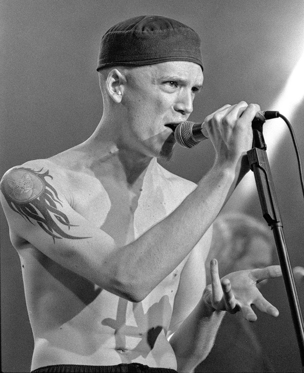 earofnewt's tweet photo. That time 21-year-old #DevinTownsend raved to me about his new band, #Noisescapes https://t.co/R5SacAONAf @dvntownsend @stevevai #CausticThought #Stick #VancouverMetal #GraySkies https://t.co/YmqSGLAZRG