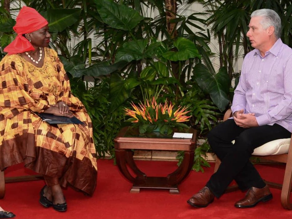 Presidente @DiazCanelB recibió a Dra. @Atayeshe Directora Ejecutiva de @UNFPA, quien cumplió intenso programa de trabajo en #Cuba. Colaboración de esta institución con nuestro país data de muchos años en temas desarrollo juventud y tratamiento a personas vulnerables. @MINCEX_CUBA